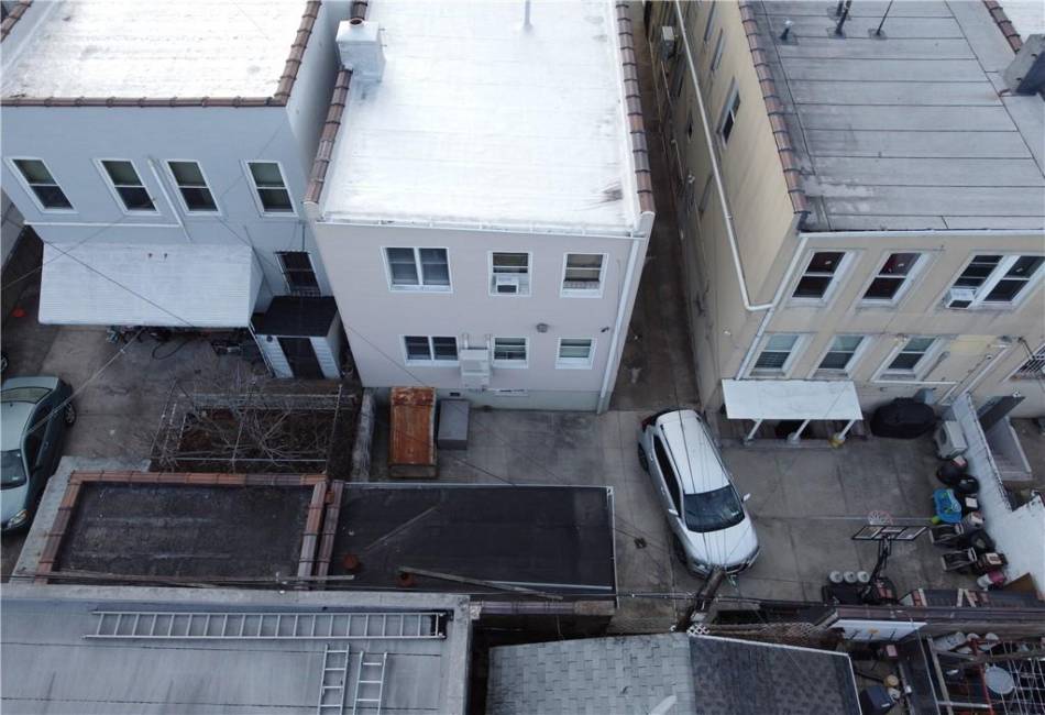 1721 13th Street, Brooklyn, New York 11223, 6 Bedrooms Bedrooms, ,Residential,For Sale,13th,490067