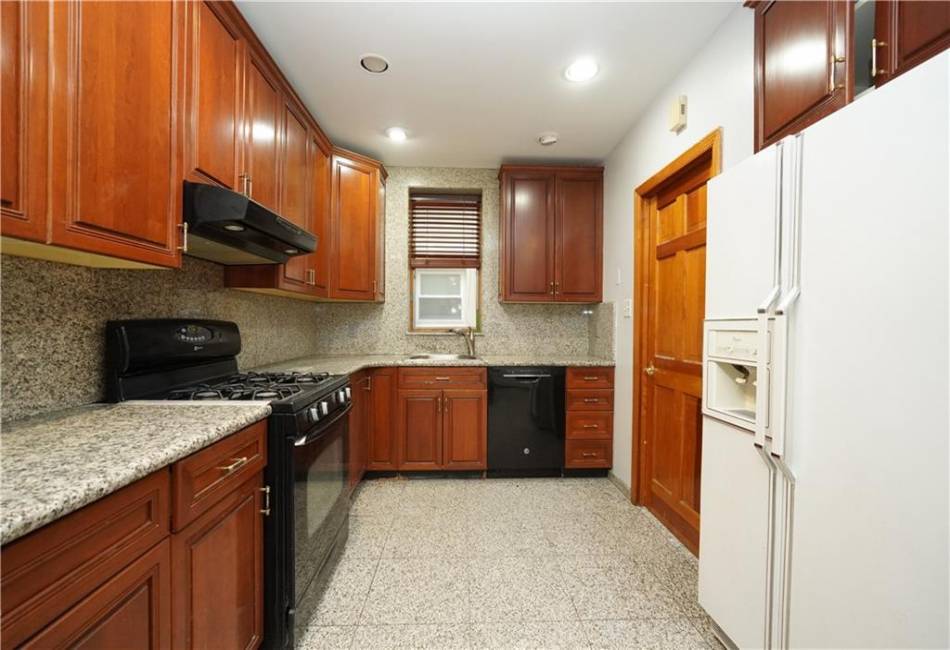 1721 13th Street, Brooklyn, New York 11223, 6 Bedrooms Bedrooms, ,Residential,For Sale,13th,490067