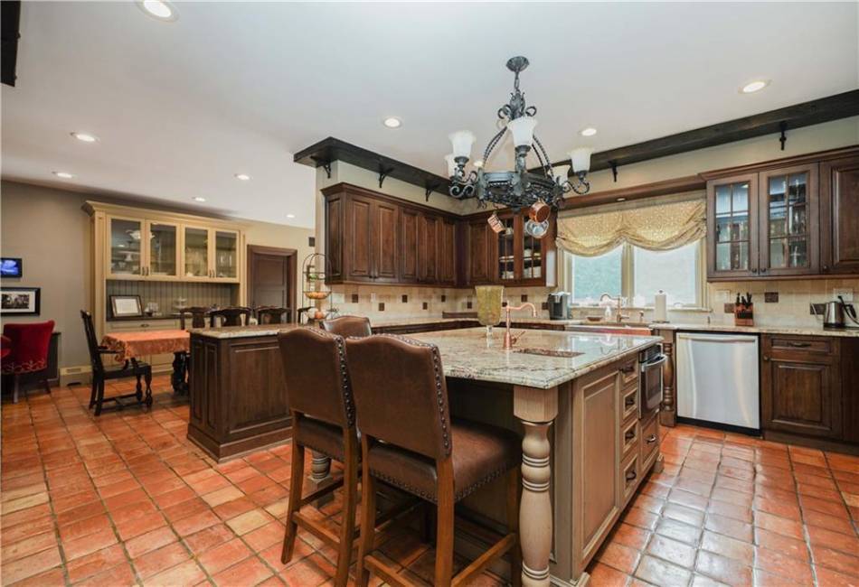 42 Elmhurst Avenue, Staten Island, New York 10301, 5 Bedrooms Bedrooms, ,4 BathroomsBathrooms,Residential,For Sale,Elmhurst,490076