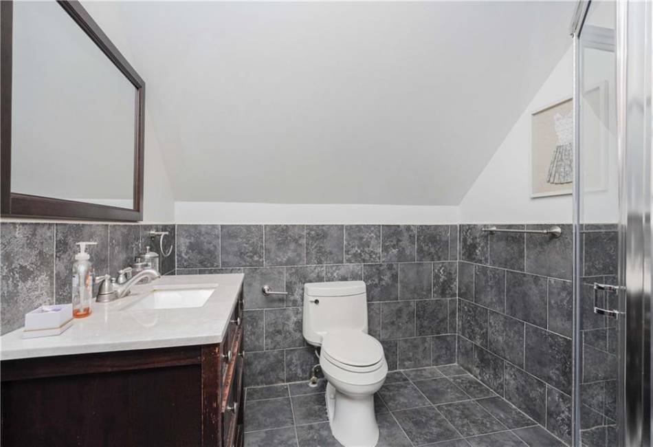 42 Elmhurst Avenue, Staten Island, New York 10301, 5 Bedrooms Bedrooms, ,4 BathroomsBathrooms,Residential,For Sale,Elmhurst,490076