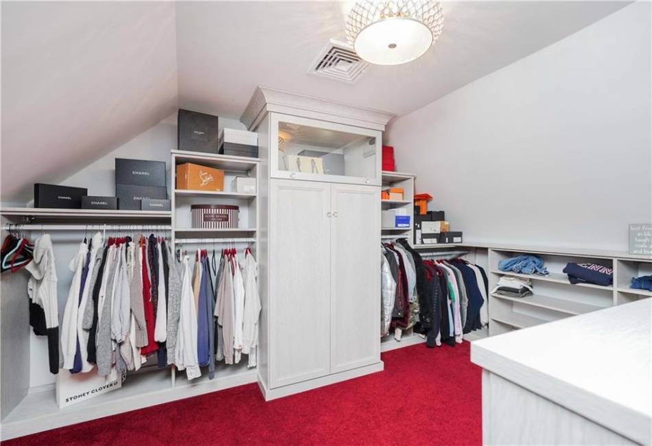42 Elmhurst Avenue, Staten Island, New York 10301, 5 Bedrooms Bedrooms, ,4 BathroomsBathrooms,Residential,For Sale,Elmhurst,490076