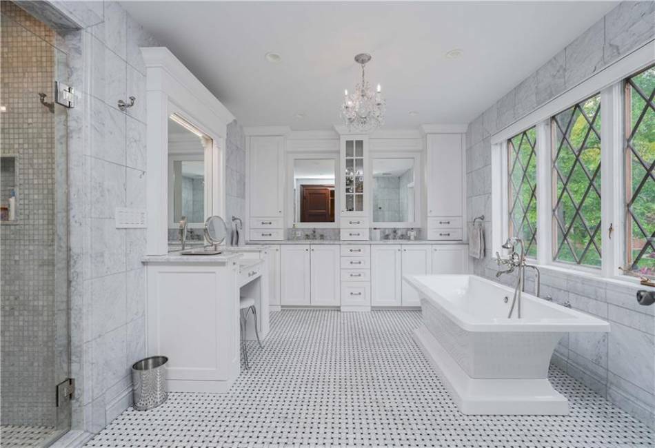 42 Elmhurst Avenue, Staten Island, New York 10301, 5 Bedrooms Bedrooms, ,4 BathroomsBathrooms,Residential,For Sale,Elmhurst,490076