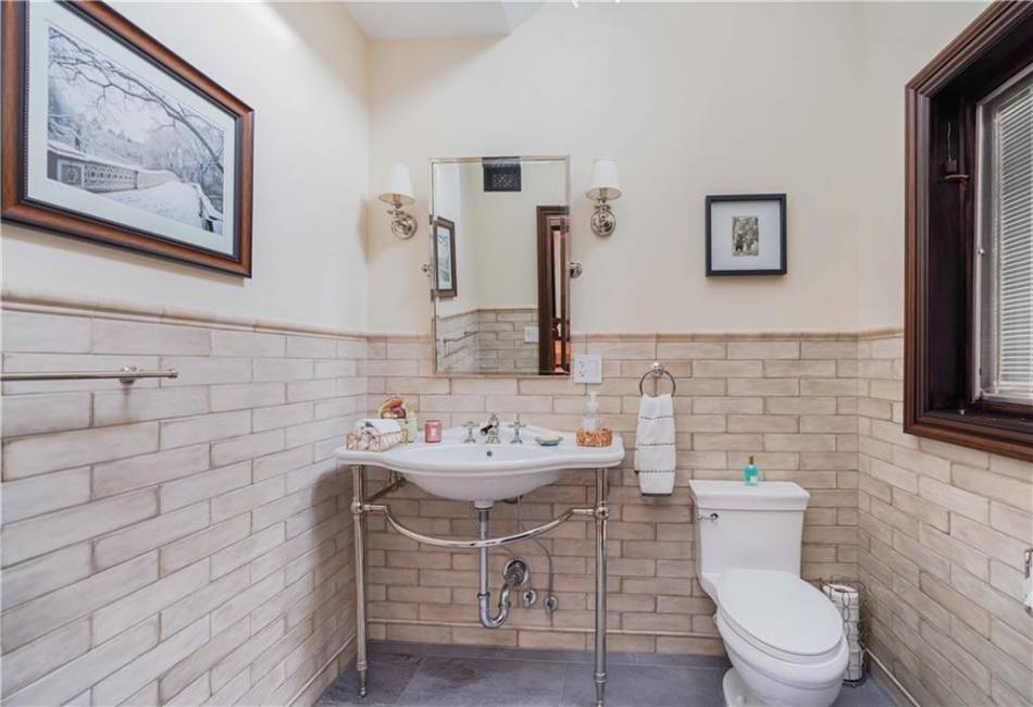 42 Elmhurst Avenue, Staten Island, New York 10301, 5 Bedrooms Bedrooms, ,4 BathroomsBathrooms,Residential,For Sale,Elmhurst,490076