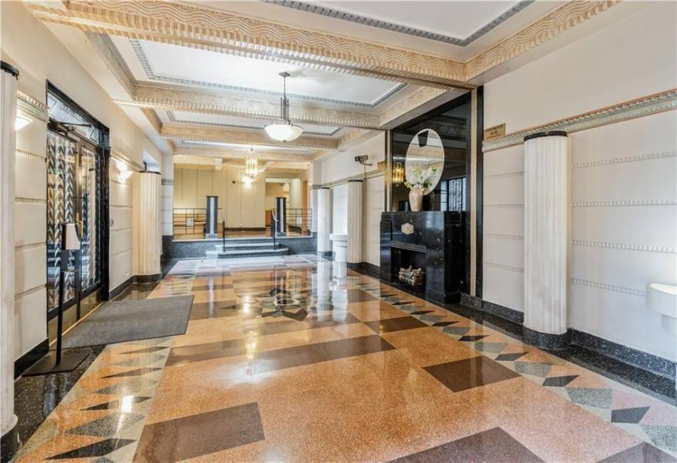9701 Shore Road, Brooklyn, New York 11209, 2 Bedrooms Bedrooms, ,1 BathroomBathrooms,Residential,For Sale,Shore,489542