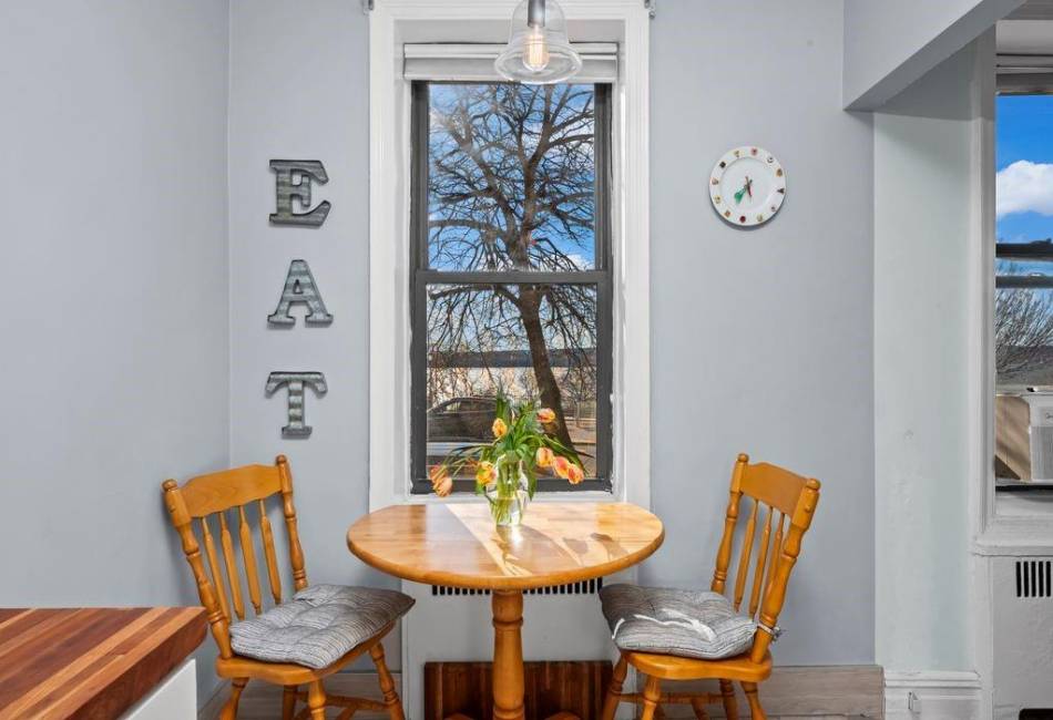 9701 Shore Road, Brooklyn, New York 11209, 2 Bedrooms Bedrooms, ,1 BathroomBathrooms,Residential,For Sale,Shore,489542