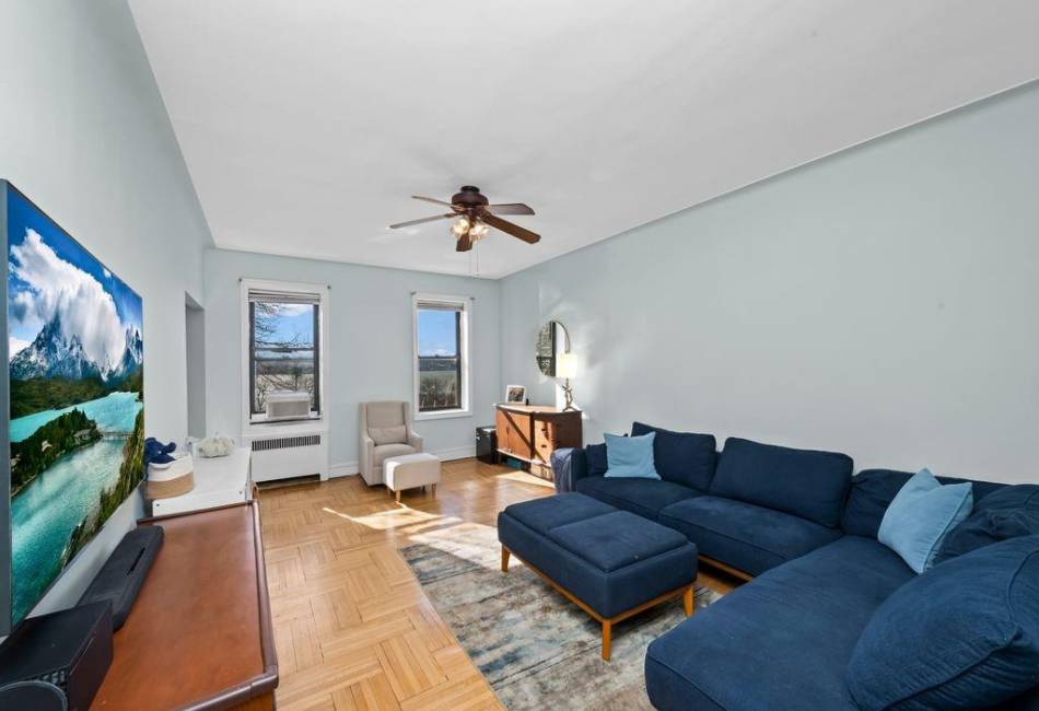 9701 Shore Road, Brooklyn, New York 11209, 2 Bedrooms Bedrooms, ,1 BathroomBathrooms,Residential,For Sale,Shore,489542