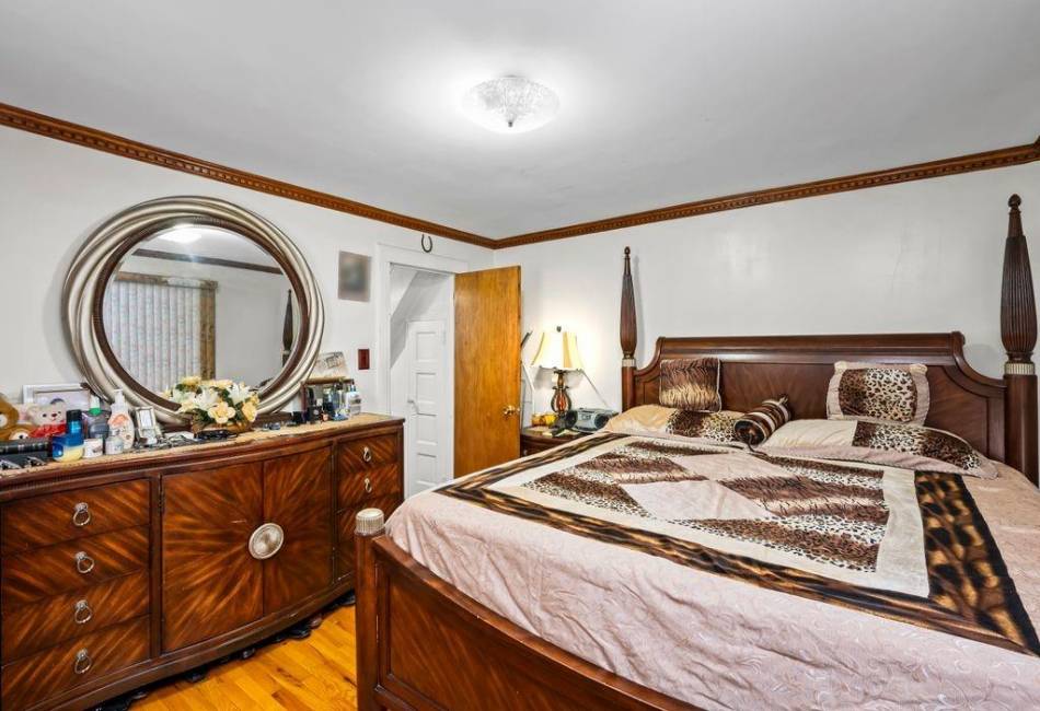 1489 54th Street, Brooklyn, New York 11234, 4 Bedrooms Bedrooms, ,3 BathroomsBathrooms,Residential,For Sale,54th,489944