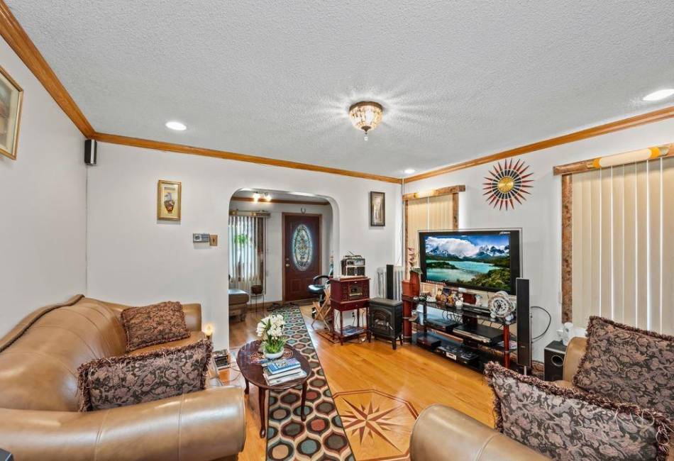 1489 54th Street, Brooklyn, New York 11234, 4 Bedrooms Bedrooms, ,3 BathroomsBathrooms,Residential,For Sale,54th,489944