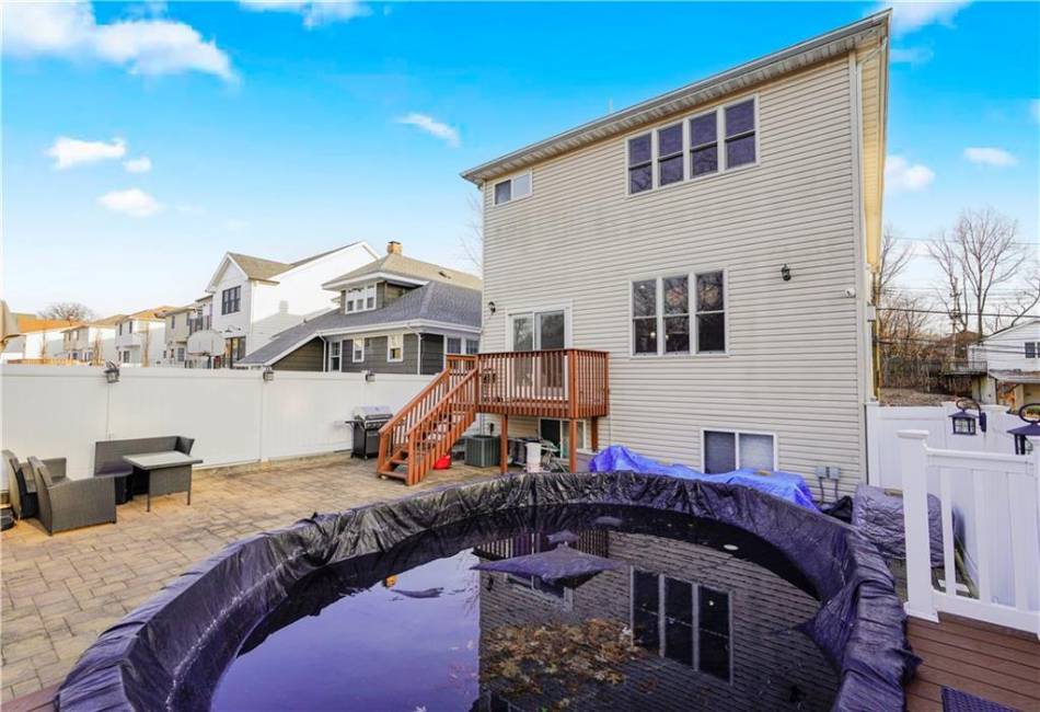 151 Waterbury Avenue, Staten Island, New York 10309, ,5 BathroomsBathrooms,Residential,For Sale,Waterbury,490012