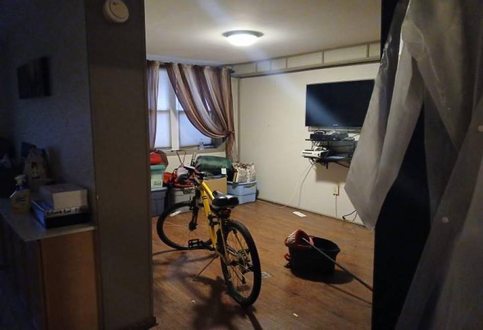 1771 East 33rd Street, Brooklyn, New York 11234, 3 Bedrooms Bedrooms, ,2 BathroomsBathrooms,Residential,For Sale,East 33rd,490080