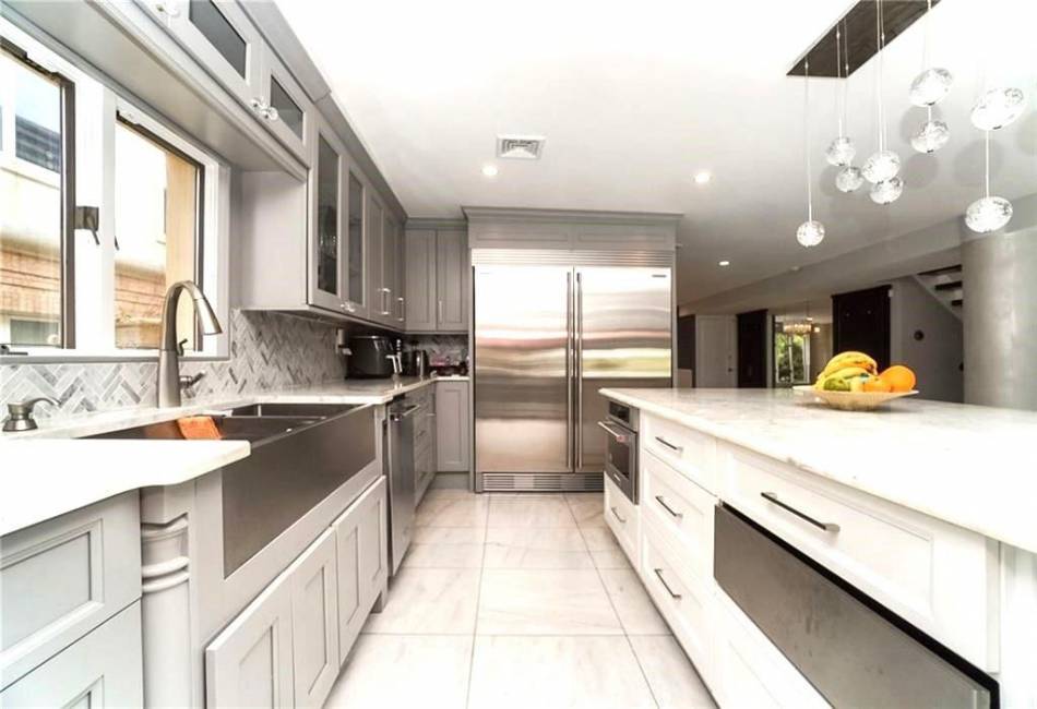 161 Whitman Drive, Brooklyn, New York 11234, 5 Bedrooms Bedrooms, ,4 BathroomsBathrooms,Residential,For Sale,Whitman,490092