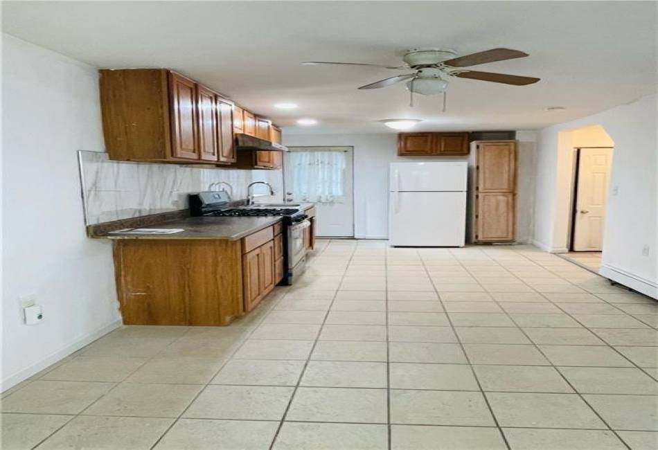 2848 Richmond Terrace, Staten Island, New York 10303, ,Residential,For Sale,Richmond,490093