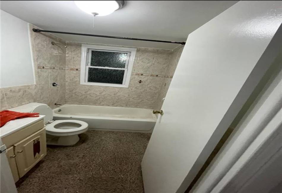 182-15 144th Avenue, Springfield Gardens, New York 11413, 3 Bedrooms Bedrooms, ,1 BathroomBathrooms,Rental,For Sale,144th,490094