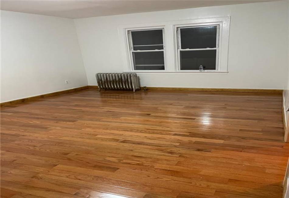 182-15 144th Avenue, Springfield Gardens, New York 11413, 3 Bedrooms Bedrooms, ,1 BathroomBathrooms,Rental,For Sale,144th,490094