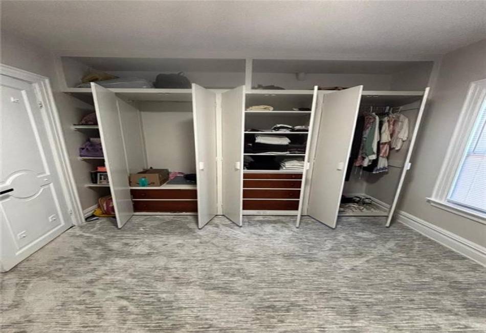 3883 Bedford Avenue, Brooklyn, New York 11229, 3 Bedrooms Bedrooms, ,2 BathroomsBathrooms,Residential,For Sale,Bedford,490095