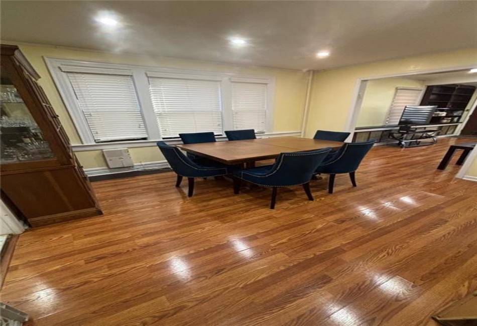 3883 Bedford Avenue, Brooklyn, New York 11229, 3 Bedrooms Bedrooms, ,2 BathroomsBathrooms,Residential,For Sale,Bedford,490095
