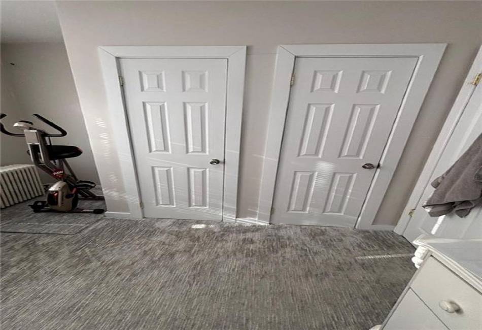 3883 Bedford Avenue, Brooklyn, New York 11229, 3 Bedrooms Bedrooms, ,2 BathroomsBathrooms,Residential,For Sale,Bedford,490095