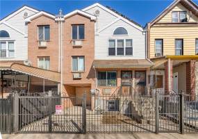 211 Warwick Street, Brooklyn, New York 11207, 5 Bedrooms Bedrooms, ,Residential,For Sale,Warwick,490102
