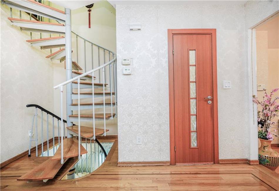 46 Bay 17th Street, Brooklyn, New York 11214, 5 Bedrooms Bedrooms, ,3 BathroomsBathrooms,Residential,For Sale,Bay 17th,490107
