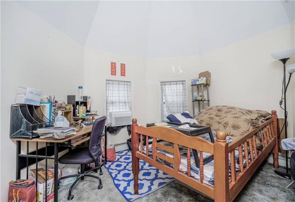 46 Bay 17th Street, Brooklyn, New York 11214, 5 Bedrooms Bedrooms, ,3 BathroomsBathrooms,Residential,For Sale,Bay 17th,490107