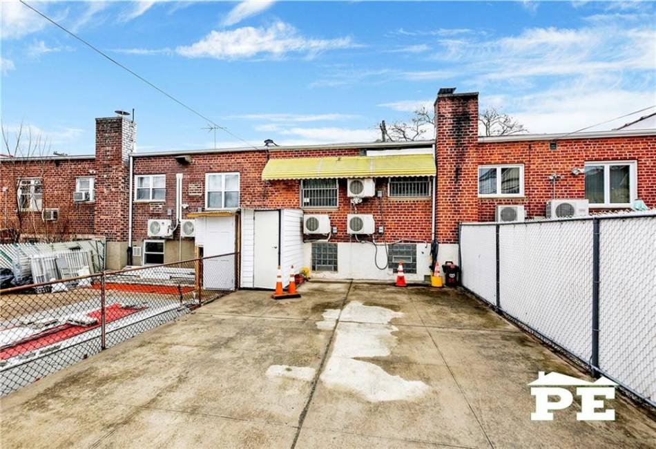 1554 58th Street, Brooklyn, New York 11234, 1 Bedroom Bedrooms, ,1 BathroomBathrooms,Residential,For Sale,58th,489974