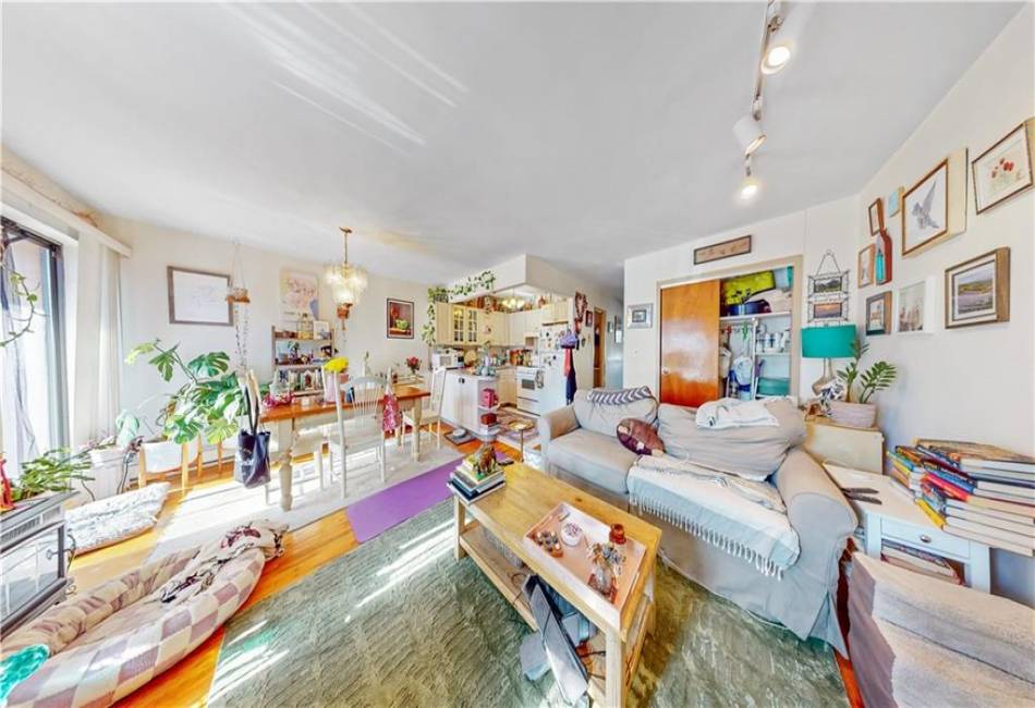 25-80 45th Street, Astoria, New York 11103, 5 Bedrooms Bedrooms, ,6 BathroomsBathrooms,Residential,For Sale,45th,490010