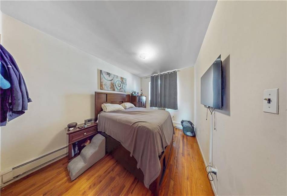 25-80 45th Street, Astoria, New York 11103, 5 Bedrooms Bedrooms, ,6 BathroomsBathrooms,Residential,For Sale,45th,490010