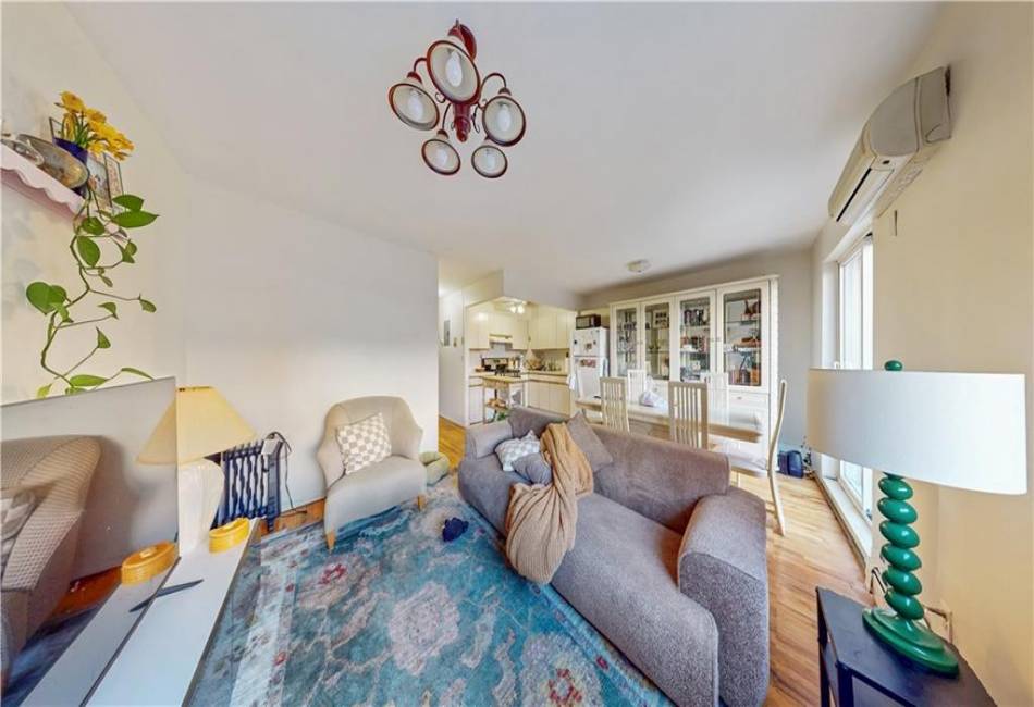 25-80 45th Street, Astoria, New York 11103, 5 Bedrooms Bedrooms, ,6 BathroomsBathrooms,Residential,For Sale,45th,490010