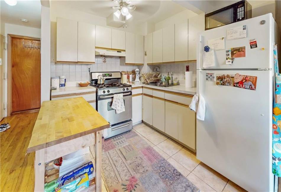 25-80 45th Street, Astoria, New York 11103, 5 Bedrooms Bedrooms, ,6 BathroomsBathrooms,Residential,For Sale,45th,490010
