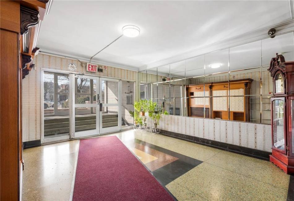 2265 Ocean Pkwy Court, Brooklyn, New York 11223, 1 Bedroom Bedrooms, ,1 BathroomBathrooms,Residential,For Sale,Ocean Pkwy,490117