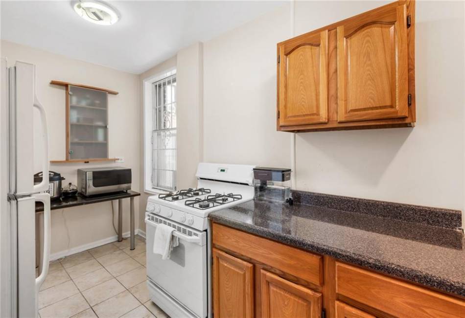 2265 Ocean Pkwy Court, Brooklyn, New York 11223, 1 Bedroom Bedrooms, ,1 BathroomBathrooms,Residential,For Sale,Ocean Pkwy,490117
