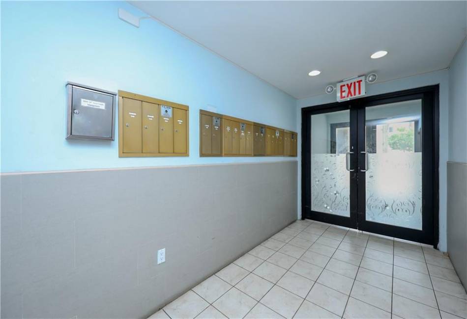 8895 26th Avenue, Brooklyn, New York 11214, 2 Bedrooms Bedrooms, ,2 BathroomsBathrooms,Residential,For Sale,26th,490118