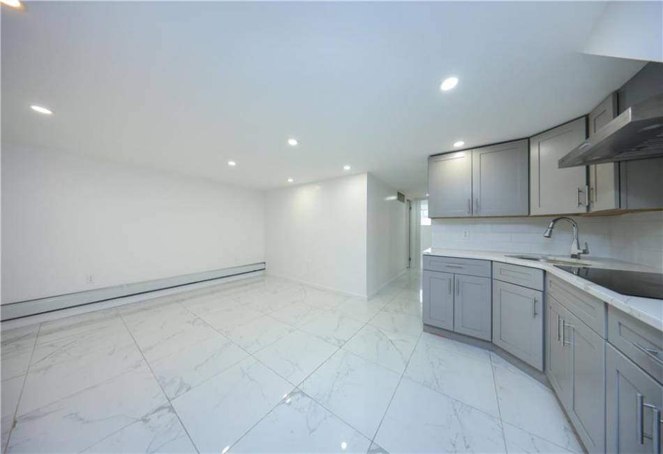 534 94th Street, Brooklyn, New York 11209, 7 Bedrooms Bedrooms, ,4 BathroomsBathrooms,Residential,For Sale,94th,489704