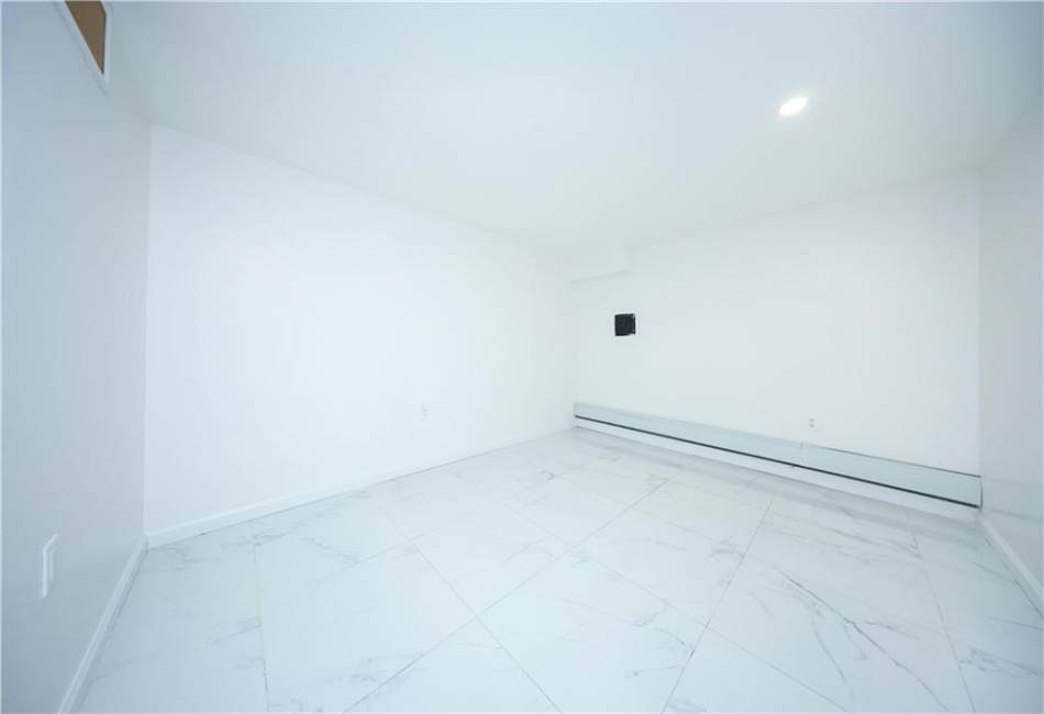534 94th Street, Brooklyn, New York 11209, 7 Bedrooms Bedrooms, ,4 BathroomsBathrooms,Residential,For Sale,94th,489704