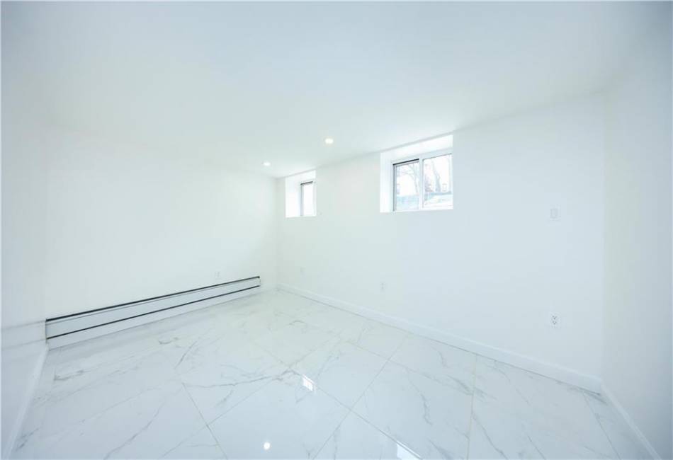 534 94th Street, Brooklyn, New York 11209, 7 Bedrooms Bedrooms, ,4 BathroomsBathrooms,Residential,For Sale,94th,489704