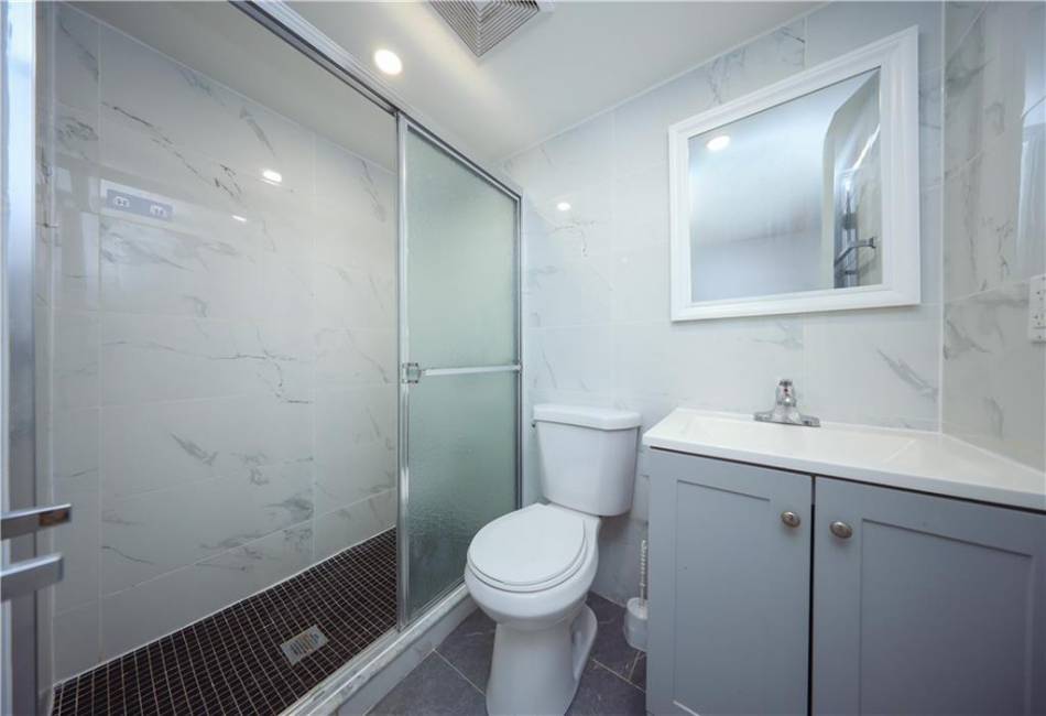 534 94th Street, Brooklyn, New York 11209, 7 Bedrooms Bedrooms, ,4 BathroomsBathrooms,Residential,For Sale,94th,489704