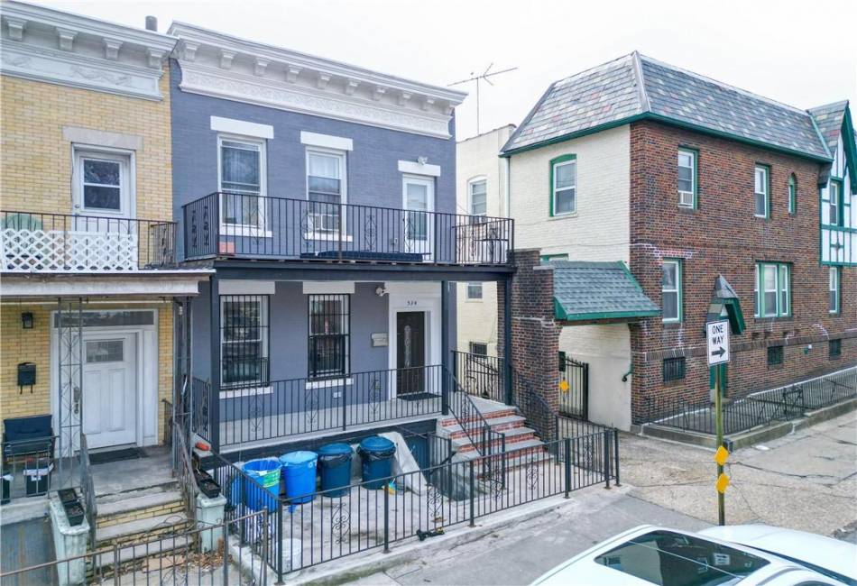 534 94th Street, Brooklyn, New York 11209, 7 Bedrooms Bedrooms, ,4 BathroomsBathrooms,Residential,For Sale,94th,489704