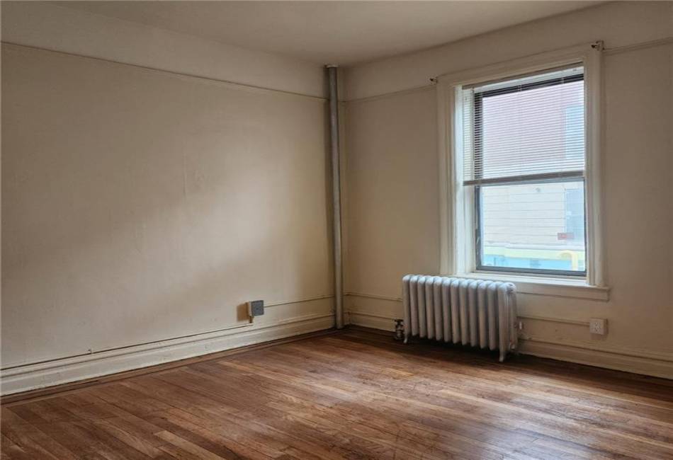 590 Parkside Avenue, Brooklyn, New York 11226, 1 Bedroom Bedrooms, ,1 BathroomBathrooms,Residential,For Sale,Parkside,490077