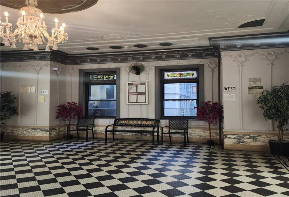 590 Parkside Avenue, Brooklyn, New York 11226, 1 Bedroom Bedrooms, ,1 BathroomBathrooms,Residential,For Sale,Parkside,490077