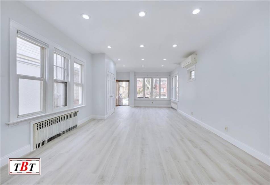 2808 Quentin Road, Brooklyn, New York 11229, 3 Bedrooms Bedrooms, ,4 BathroomsBathrooms,Residential,For Sale,Quentin,490091