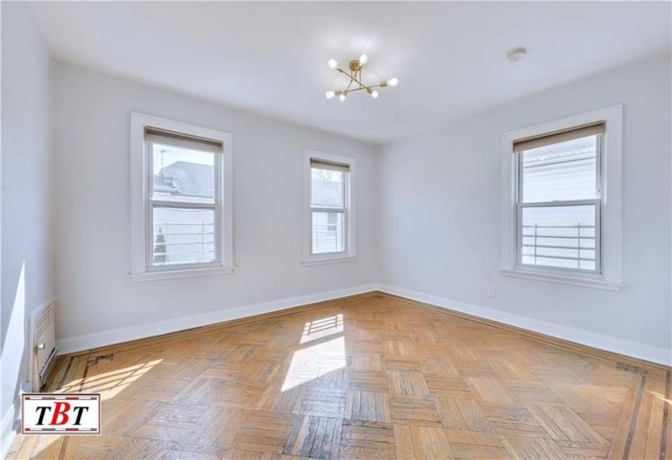 2808 Quentin Road, Brooklyn, New York 11229, 3 Bedrooms Bedrooms, ,4 BathroomsBathrooms,Residential,For Sale,Quentin,490091