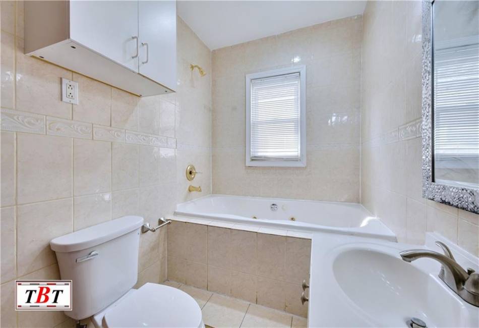 2808 Quentin Road, Brooklyn, New York 11229, 3 Bedrooms Bedrooms, ,4 BathroomsBathrooms,Residential,For Sale,Quentin,490091