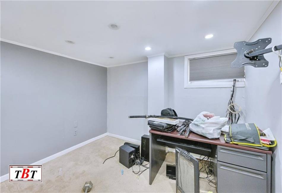 2808 Quentin Road, Brooklyn, New York 11229, 3 Bedrooms Bedrooms, ,4 BathroomsBathrooms,Residential,For Sale,Quentin,490091