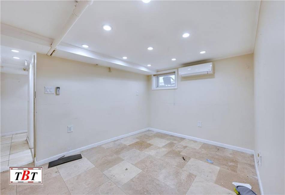 2808 Quentin Road, Brooklyn, New York 11229, 3 Bedrooms Bedrooms, ,4 BathroomsBathrooms,Residential,For Sale,Quentin,490091