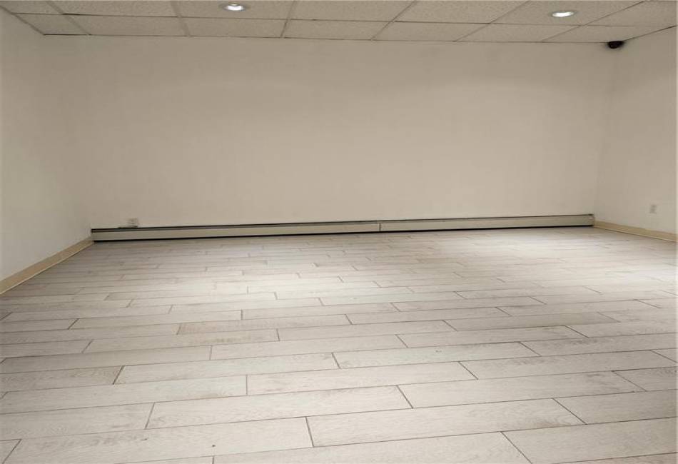 5324 Metropolitan Avenue, Ridgewood, New York 11385, ,Commercial,For Sale,Metropolitan,490114