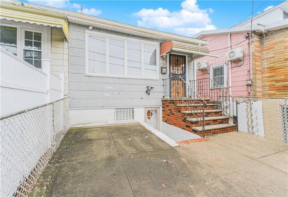 458 Van Sicklen Street, Brooklyn, New York 11223, 3 Bedrooms Bedrooms, ,2 BathroomsBathrooms,Residential,For Sale,Van Sicklen,490137