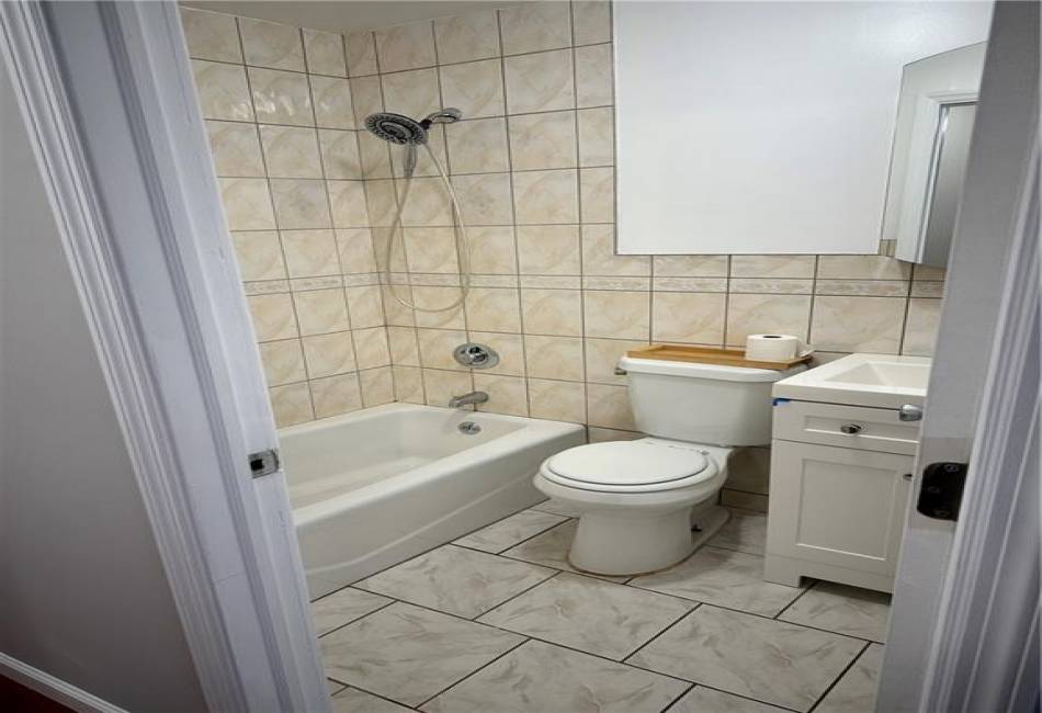 167 Beach 95th Street, Far Rockaway, New York 11694, 2 Bedrooms Bedrooms, ,1 BathroomBathrooms,Rental,For Sale,Beach 95th,490143