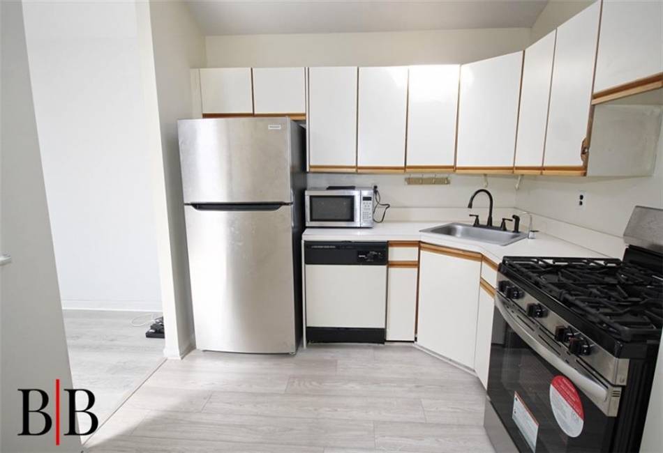 1121 73rd Street, Brooklyn, New York 11234, 3 Bedrooms Bedrooms, ,2 BathroomsBathrooms,Residential,For Sale,73rd,490019
