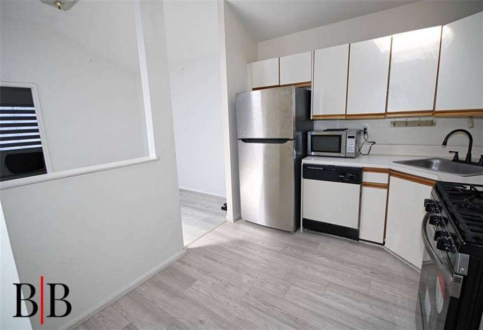 1121 73rd Street, Brooklyn, New York 11234, 3 Bedrooms Bedrooms, ,2 BathroomsBathrooms,Residential,For Sale,73rd,490019