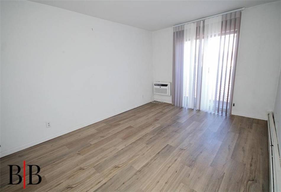 1121 73rd Street, Brooklyn, New York 11234, 3 Bedrooms Bedrooms, ,2 BathroomsBathrooms,Residential,For Sale,73rd,490019